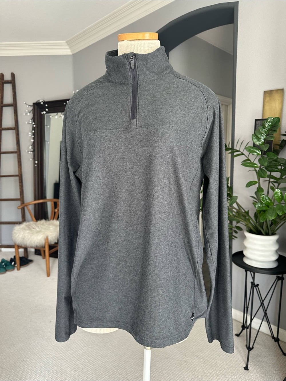 Prana Half-Zip Pullover in Gray size medium
